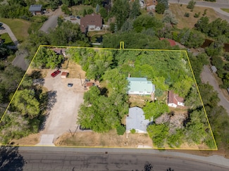 975 S 2nd St, Lander, WY 82520