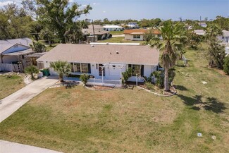 586 Skylark Ln NW, Port Charlotte, FL 33952