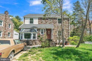 258 Lee Cir, Bryn Mawr, PA 19010