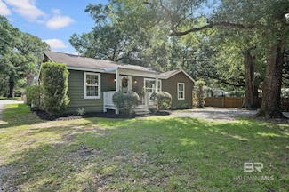 373 Pecan Ave, Fairhope, AL 36532