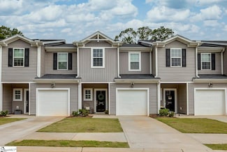 404 Hillrock Ct, Greenville, SC 29617