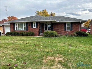 507 S Brentwood Dr, Gibsonburg, OH 43431