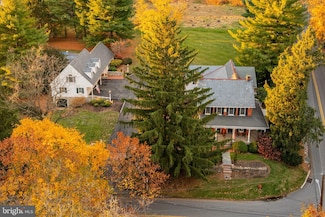 1961 Landis Valley Rd, Lancaster, PA 17601
