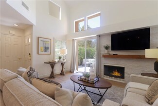 45 Corsica Dr, Newport Beach, CA 92660