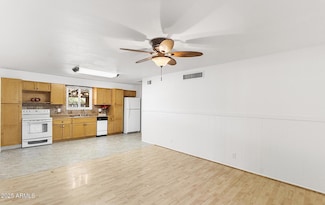 711 E Laurel Dr Unit 13, Casa Grande, AZ 85122