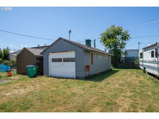 6831 SE 83rd Ave Unit 22, Portland, OR 97266