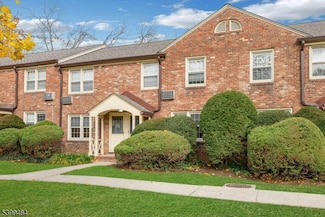 380 Main St Unit19, Chatham Boro, NJ 07928