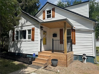 335 N Neconi Ave, Bonner Springs, KS 66012
