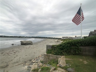 130 Purgatory Rd Unit 4, Middletown, RI 02842