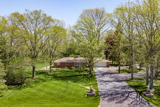 215 S Alger Rd, Ithaca, MI 48847