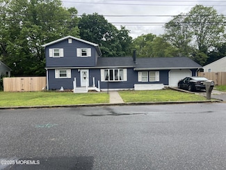 312 Dogwood Dr, Brick, NJ 08723