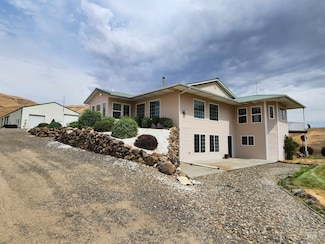 2871 Hwy 12 E, Clarkston, WA 99403