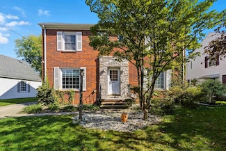 2332 Mershon St, Saginaw, MI 48602