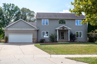3518 Sunrise Ln NW, Grand Rapids, MI 49534
