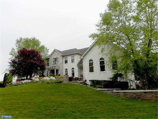 15 Troon Ct, Moorestown, NJ 08057