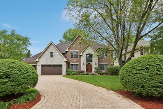 557 Juniper Dr, Naperville, IL 60540