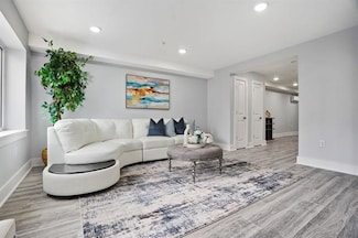 415 14th St Unit PH, Union City, NJ 07087