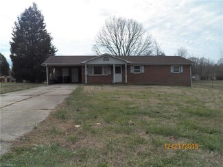 226 Gaither Rd, Winston Salem, NC 27101