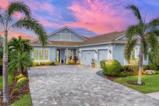 8258 Grande Shores Dr, Sarasota, FL 34240