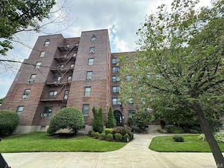 138-18 28th Rd Unit 1F, Flushing, NY 11354
