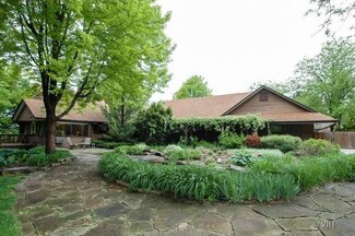 119 S Valley Hill Rd, Bull Valley, IL 60098