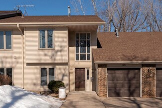 919 Oakwood Heights Cir Unit 4, Saint Paul, MN 55123