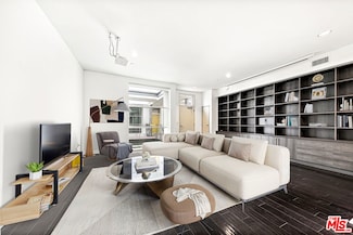 3119 Via Dolce Unit 304, Marina Del Rey, CA 90292