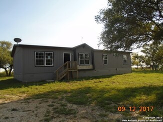 308 High Ridge Meadows Dr, Gonzales, TX 78629