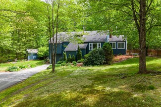 11 Quincy Dr, Derry, NH 03038