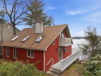 49 Wadleigh Point Rd, Kingston, NH 03848