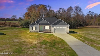 103 Sagewood Dr, Dudley, NC 28333