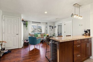 14 Orchard Ave Unit A, Waltham, MA 02452
