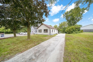 2718 Page Ave, Jackson, MI 49203