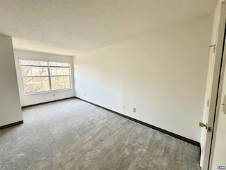 1224 Smith St, Charlottesville, VA 22901