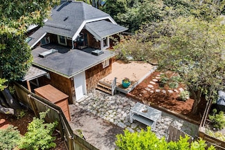 7141 47th Ave SW, Seattle, WA 98136