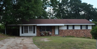 5137 Burbank St, Columbus, GA 31907