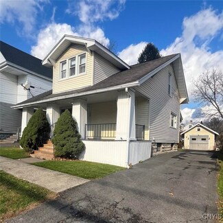 1206 Oak St, Utica, NY 13502