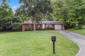 3328 Dewine Rd, Knoxville, TN 37921