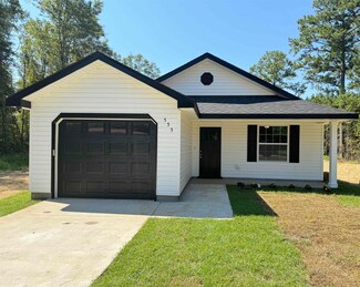 555 Williams St, Gretna, FL 32332
