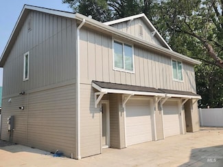 504 S Utah Ave, Fruitland, ID 83619