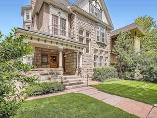 1453 Vine St, Denver, CO 80206