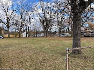 00 Riker St, Pontiac, MI 48342