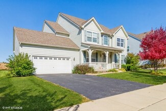 326 Comstock Dr, Elgin, IL 60124