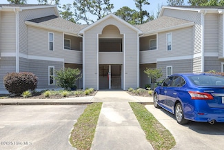 421 Commerce Ave Unit B, Morehead City, NC 28557