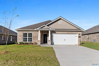 29419 Canoe Cir NW, Harvest, AL 35749