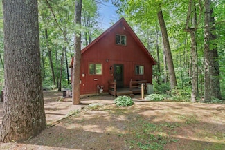 14443 River Rd, Mountain, WI 54149