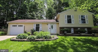 15337 Edgehill Dr, Dumfries, VA 22025