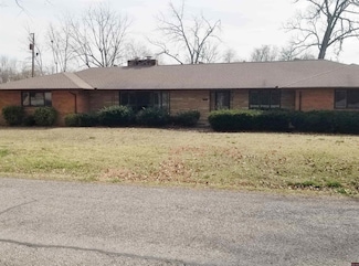 610 E 2nd St, Mountain Home, AR 72653