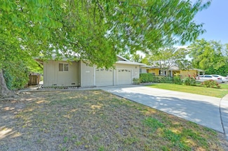 1424 Topaz Way, Sacramento, CA 95864