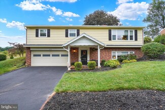 435 Allegheny Dr, York, PA 17402